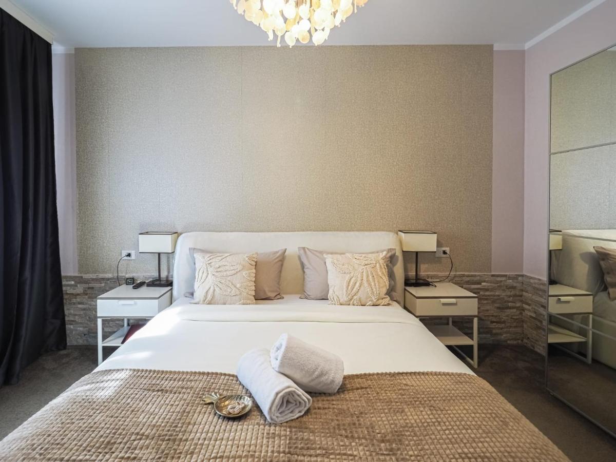 For You Apartments Gold & Silver Sibiu Exteriör bild